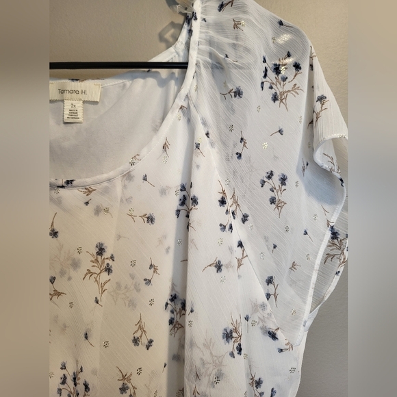 Tamara H-White Floral Blue Women's Blouse, Size 2X - Picture 3 of 7